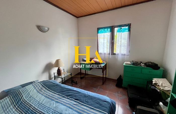 Vente Maison 257.7m&sup2; 12 pi&egrave;ces Saint Gilles Les Hauts