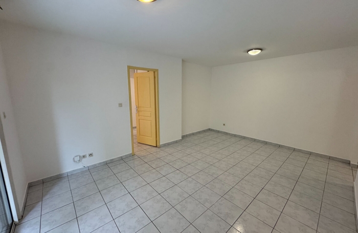 Vente Appartement 46m&sup2; 2 pi&egrave;ces Sainte Suzanne