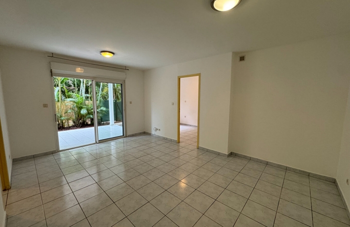 Vente Appartement 46m&sup2; 2 pi&egrave;ces Sainte Suzanne