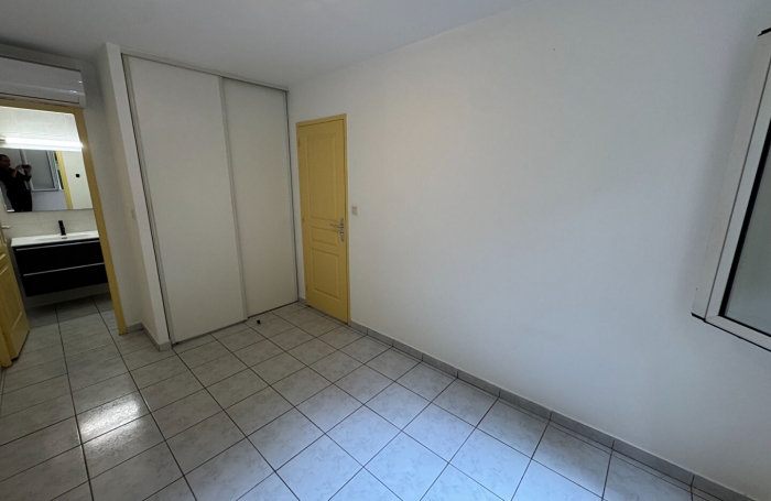 Vente Appartement 46m&sup2; 2 pi&egrave;ces Sainte Suzanne