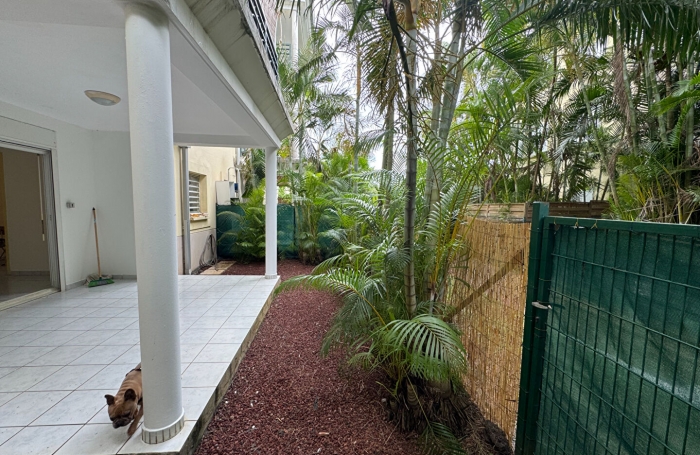 Vente Appartement 46m&sup2; 2 pi&egrave;ces Sainte Suzanne