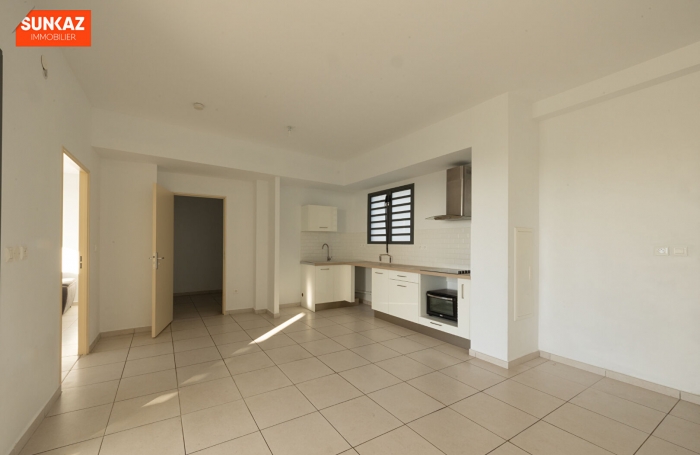 Location Appartement 50m&sup2; 2 pi&egrave;ces Saint-Pierre