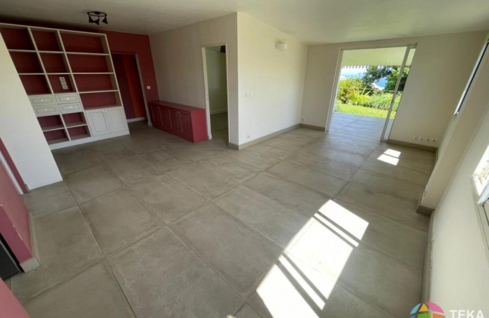 Vente Maison 94.32m&sup2; 5 pièces Saint Denis