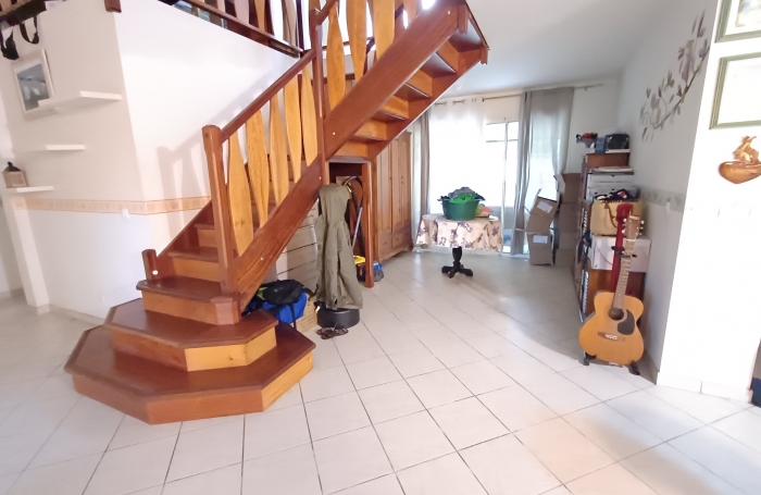 Villa T5 meubl&eacute;e au Tampon