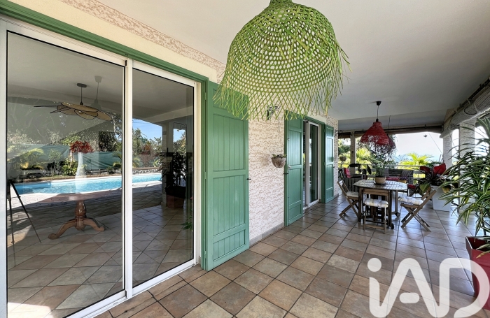 Vente Divers 202m&sup2; 6 pièces Le Tampon