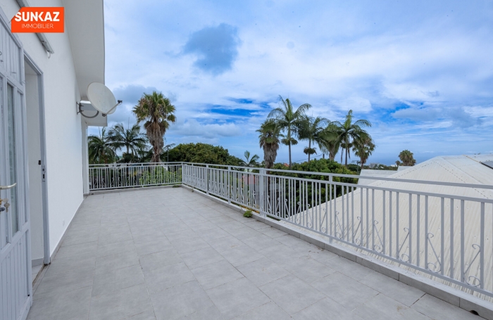 Location Appartement 90m&sup2; 4 pi&egrave;ces Le Tampon