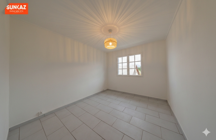 Location Appartement 90m&sup2; 4 pi&egrave;ces Le Tampon