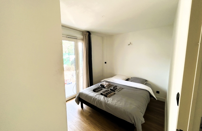 A vendre T3 meubl&eacute; avec terrasse, jardin, jacuzzi &agrave; Saint Paul