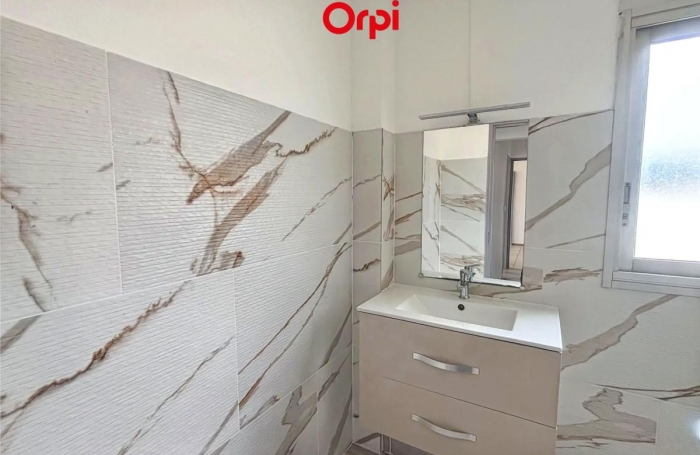 Vente Appartement 90m&sup2; 3 pièces Le Port