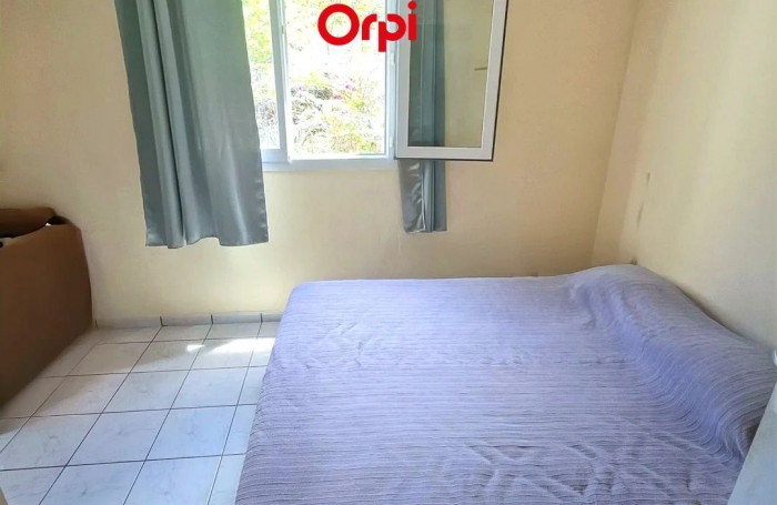 Vente Appartement 82m&sup2; 3 pièces Saint Gilles les Bains