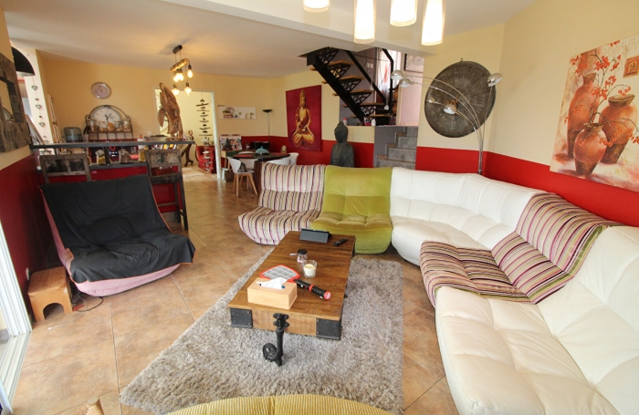 Location Maison 147m&sup2; 6 pi&egrave;ces Sainte Marie