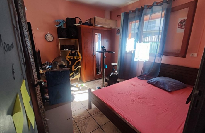 Vente Maison 83.54m&sup2; 5 pièces Saint-Pierre