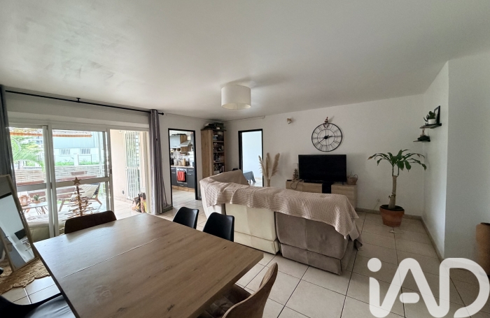 Vente Appartement 85m&sup2; 3 pièces La Possession