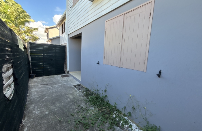 &Agrave; LOUER T4 SAINT-PIERRE