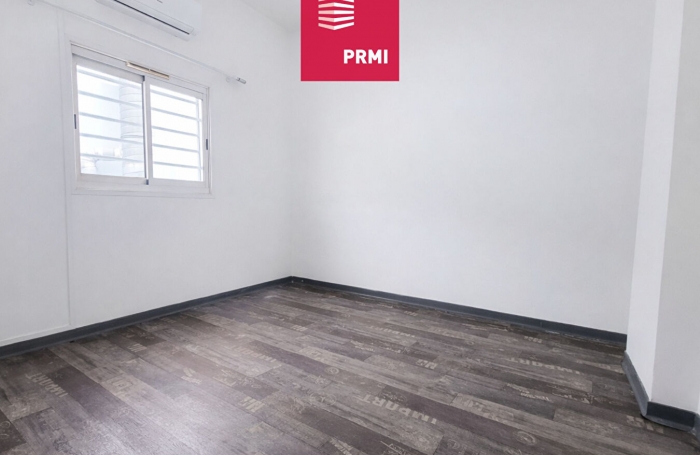 Vente Appartement 31.47m&sup2; 1 pi&egrave;ce Sainte Clotilde