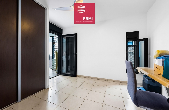 Vente Appartement 72.15m&sup2; 3 pi&egrave;ces Saint-Pierre