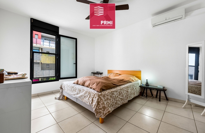 Vente Appartement 72.15m&sup2; 3 pi&egrave;ces Saint-Pierre