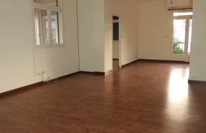 Location Appartement 100m&sup2; 4 pièces Sainte Suzanne
