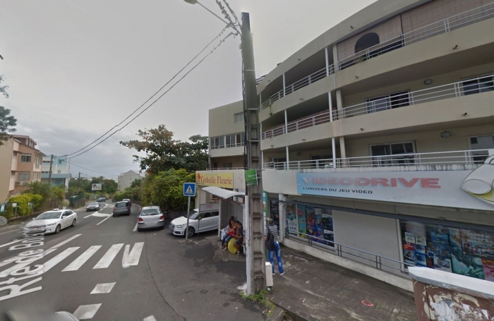 Vente Local commercial 94.39m&sup2; Sainte Clotilde