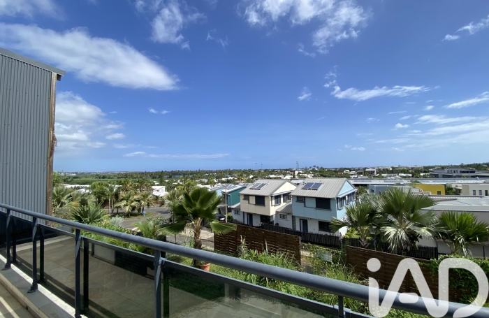 Location Divers 102m&sup2; 4 pièces Etang-Sale