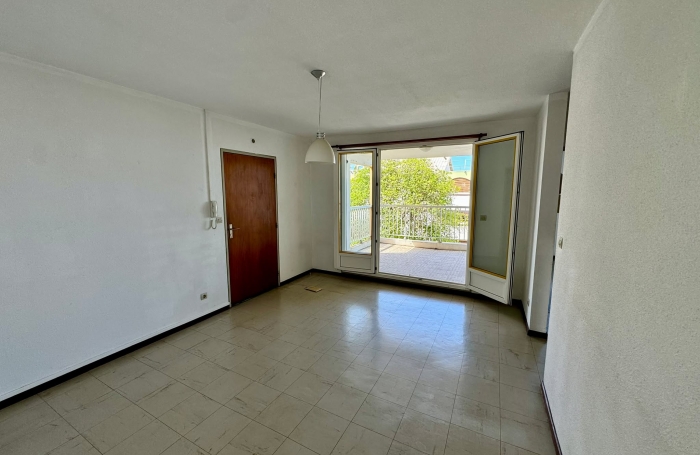 T3 - VIDE D'OCCUPATION - LES POETES