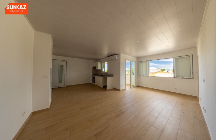 Location Appartement 80m&sup2; 4 pi&egrave;ces Saint-Pierre