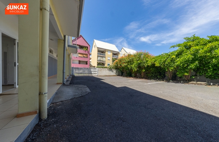 Location Local commercial 72m&sup2; Saint-Pierre