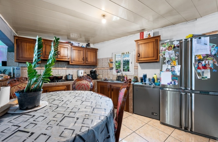 Vente Maison 119m&sup2; 4 pièces Saint Gilles les Bains