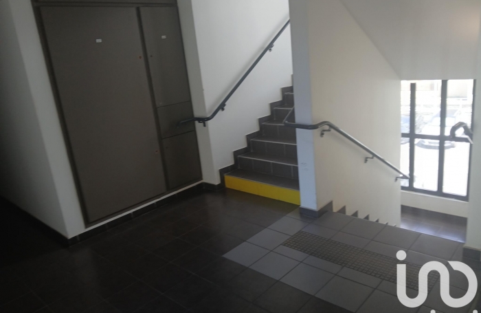 Vente Appartement 45m&sup2; 2 pièces Sainte Suzanne