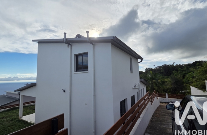 Vente Maison 90m&sup2; 4 pièces Petite &icirc;le