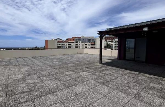 Vente Appartement 42m&sup2; 3 pièces Saint Denis