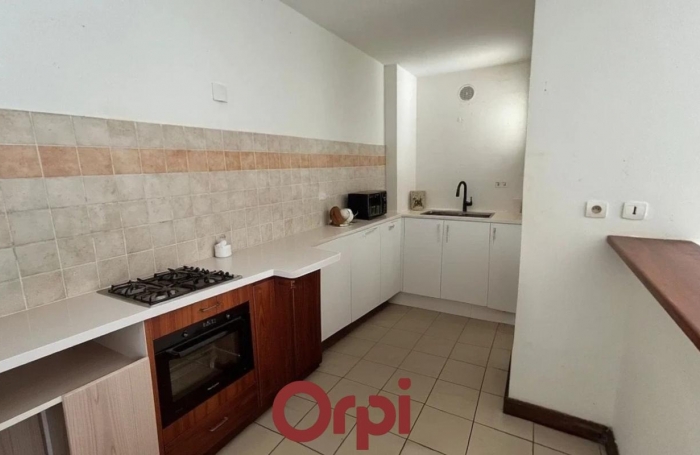Vente Appartement 50m&sup2; 3 pièces Saint-Pierre