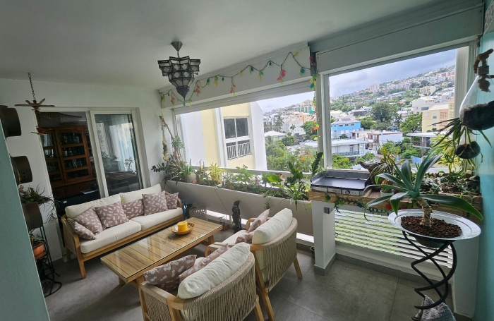 Vente Appartement 109.46m&sup2; 4 pi&egrave;ces Saint Denis