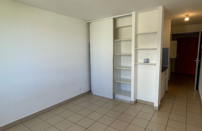 Location Appartement 19.66m&sup2; 1 pi&egrave;ce Saint-Pierre