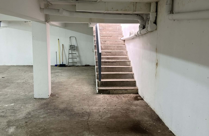 Local commercial de 319 M2 au Chaudron