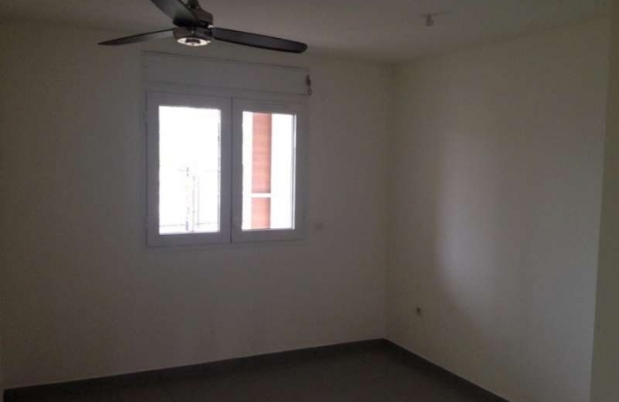 Location Appartement 58.48m&sup2; 2 pi&egrave;ces Saint Gilles Les Hauts