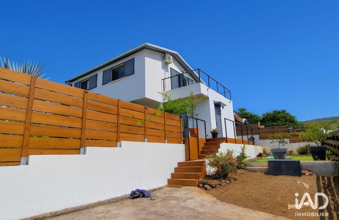 Vente Maison 98m&sup2; 4 pièces La Saline les Hauts