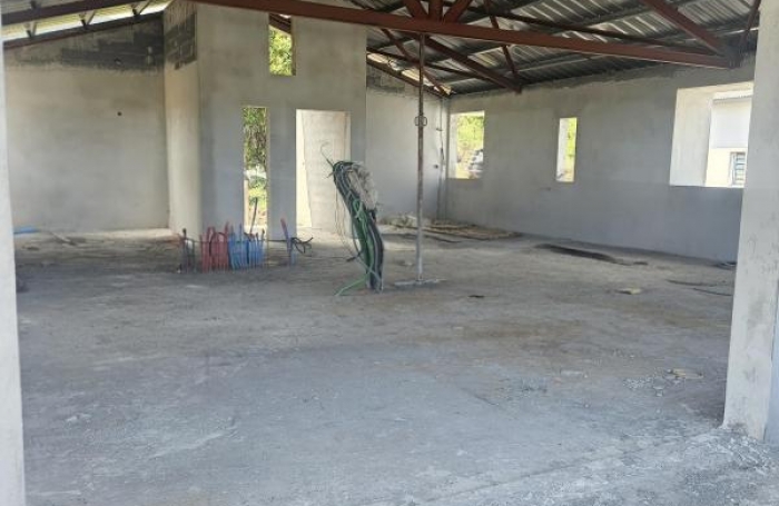 Vente Appartement 88m&sup2; 4 pièces Etang-Sale