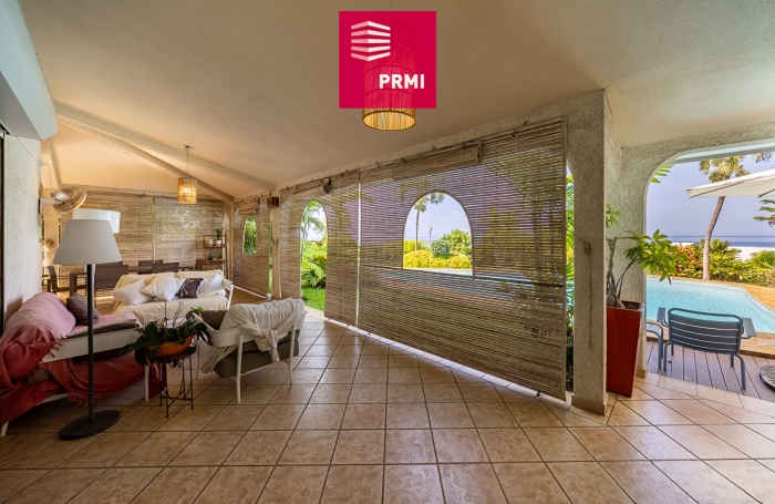 Vente Maison 135m&sup2; 5 pi&egrave;ces Saint Gilles les Bains