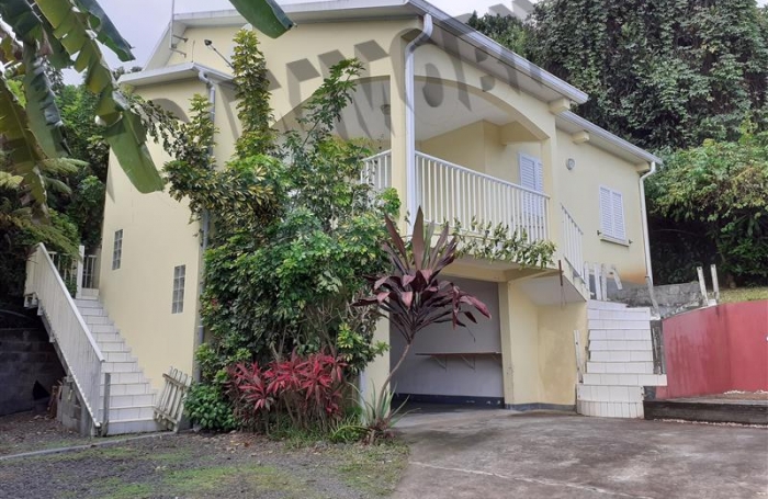 Vente Maison 90m&sup2; 4 pi&egrave;ces Rivi&egrave;re Saint Louis