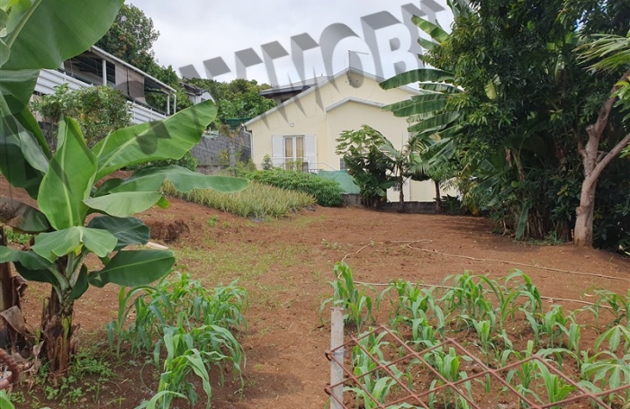 Vente Maison 90m&sup2; 4 pi&egrave;ces Rivi&egrave;re Saint Louis