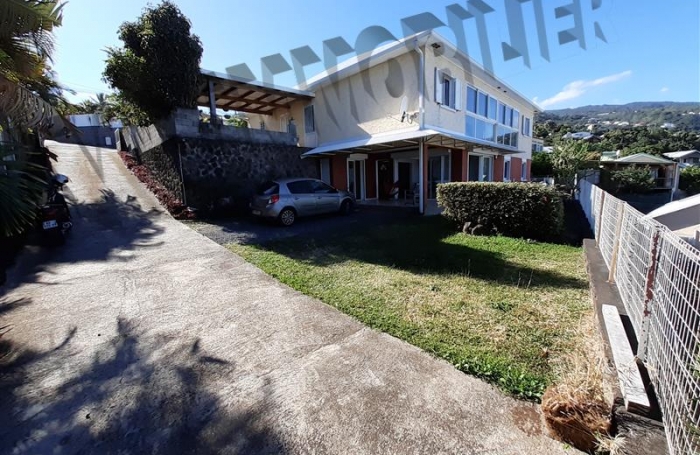 Location Maison 180m&sup2; 5 pi&egrave;ces Etang-Sale