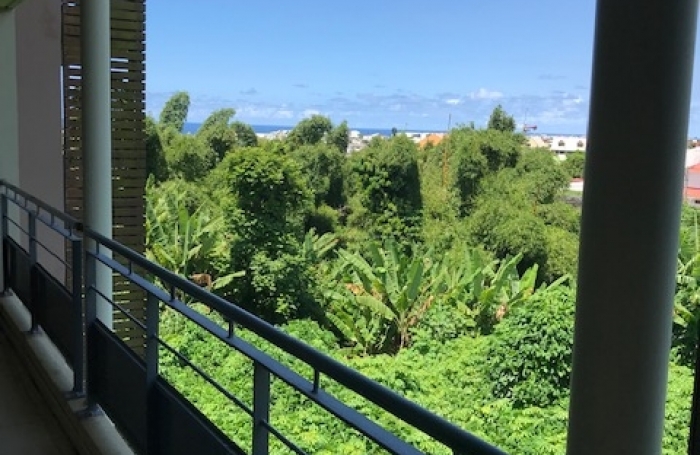 Vente Appartement 70m&sup2; 3 pièces Saint-Beno&icirc;t