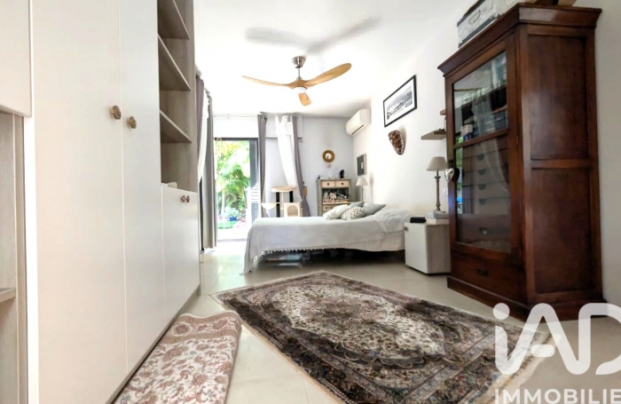 Vente Divers 185m&sup2; 4 pièces Saint Paul