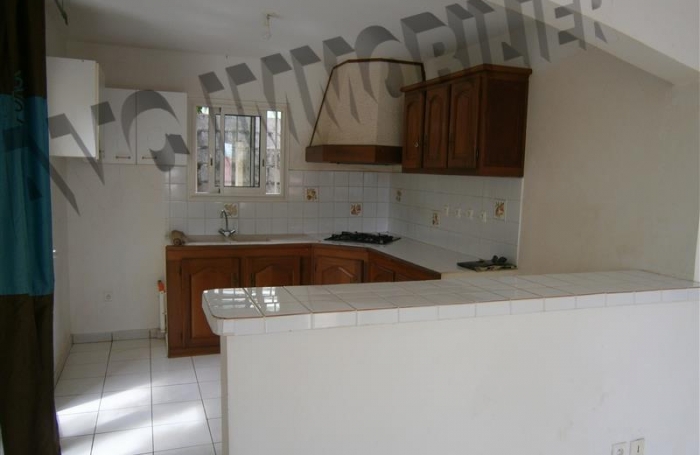 Vente Maison 100m&sup2; 4 pi&egrave;ces Rivi&egrave;re Saint Louis