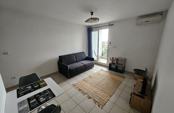 Location Appartement 25.38m&sup2; 1 pi&egrave;ce Sainte Clotilde