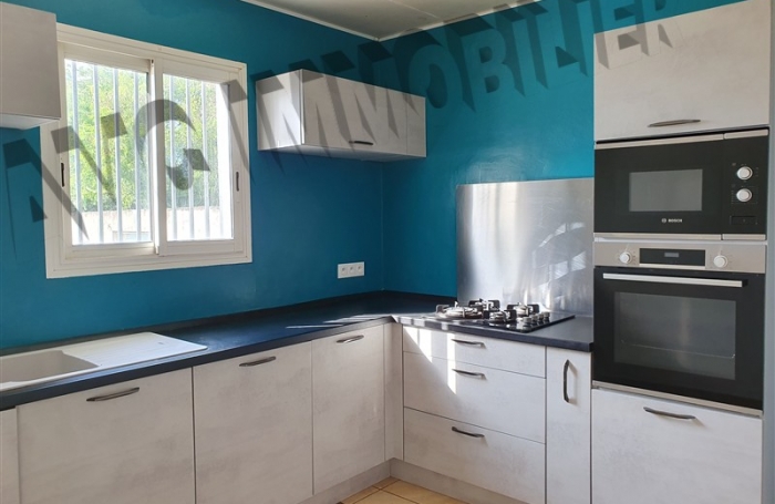 Location Maison 70m&sup2; 4 pi&egrave;ces Saint-Pierre