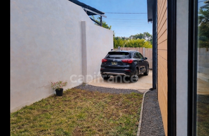 Vente Maison 90m&sup2; 5 pièces Saint Gilles Les Hauts