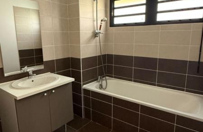 Vente Appartement 68.53m&sup2; 3 pièces Sainte Marie