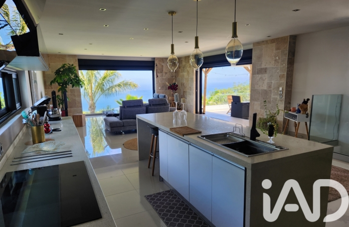 Vente Maison 161m&sup2; 5 pièces La Saline les Hauts